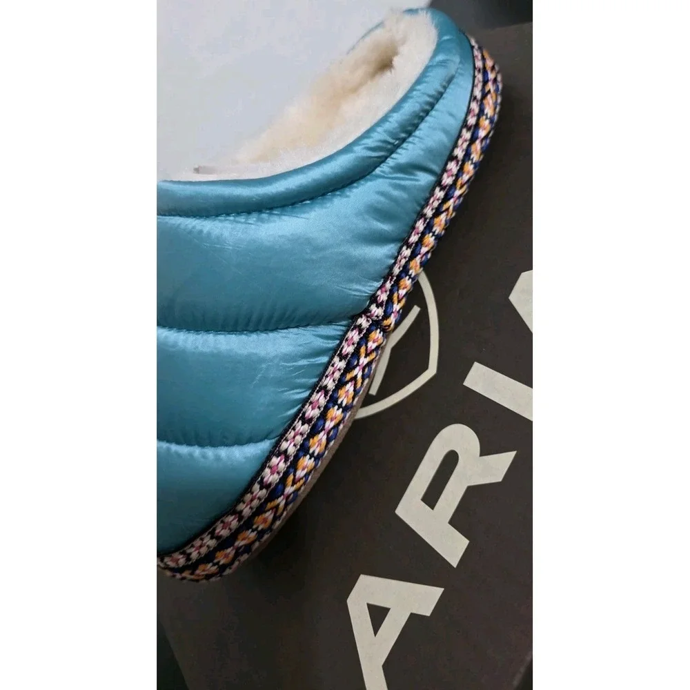 NEW‎ Ariat Girls 3/4 Crius Clog Slippers Teal Blue Aztec M Fuzzy Cozy Lounge Kid